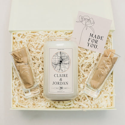 Personalized Wedding Gift Box with Custom Map for Couple, Location Themed Unique Destination Wedding Gift, Candle Gift for Newlyweds